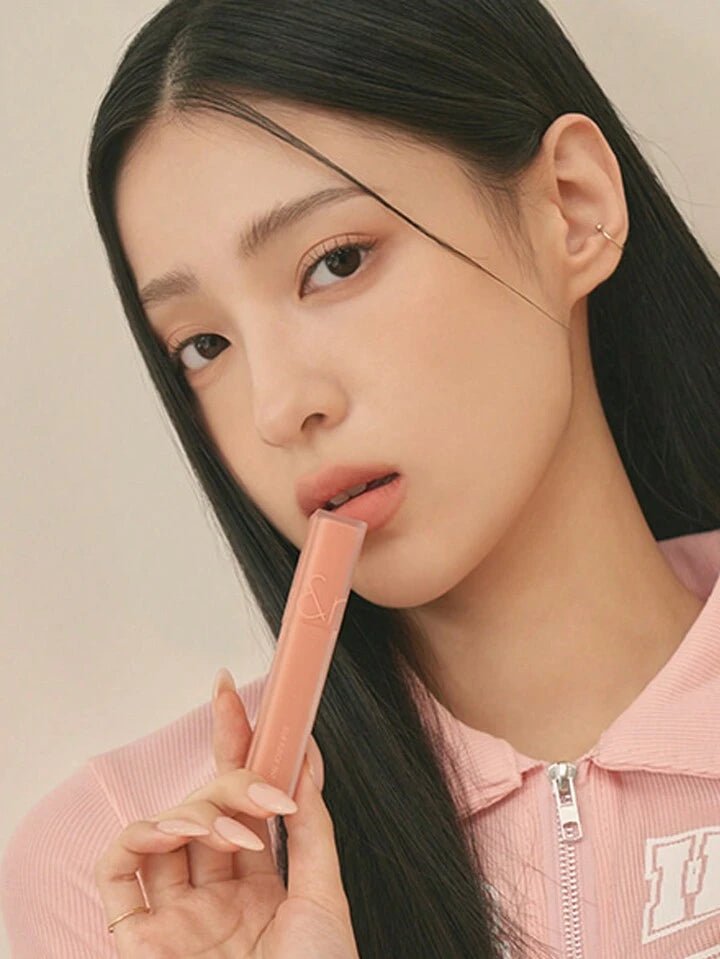 Rom&nd Blur Fudge Tint – Soft Matte Lip Tint for Smooth, Long - Lasting Color - Korean Beauty KR