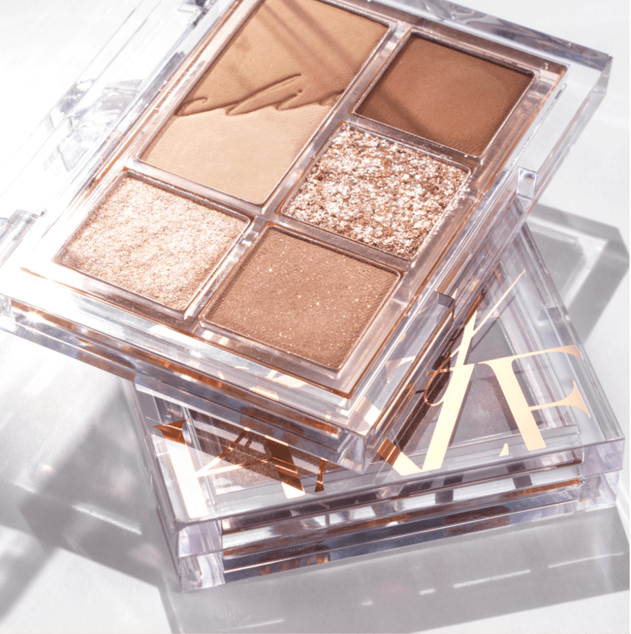 CLIO Pro Eye Palette Mini – Compact & Versatile Eyeshadow Palette for Bold, Defined Eye Looks - Korean Beauty KR